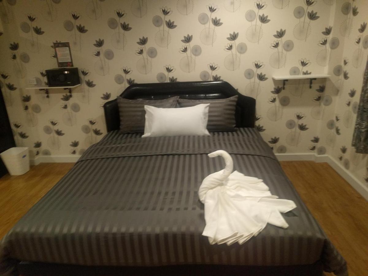 Gw Guesthouse Паттая Екстер'єр фото