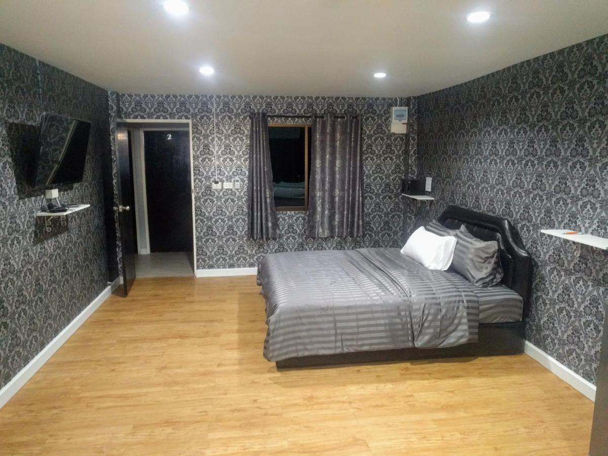 Gw Guesthouse Паттая Екстер'єр фото